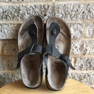 Betula Gizeh leather thong sandal, 37